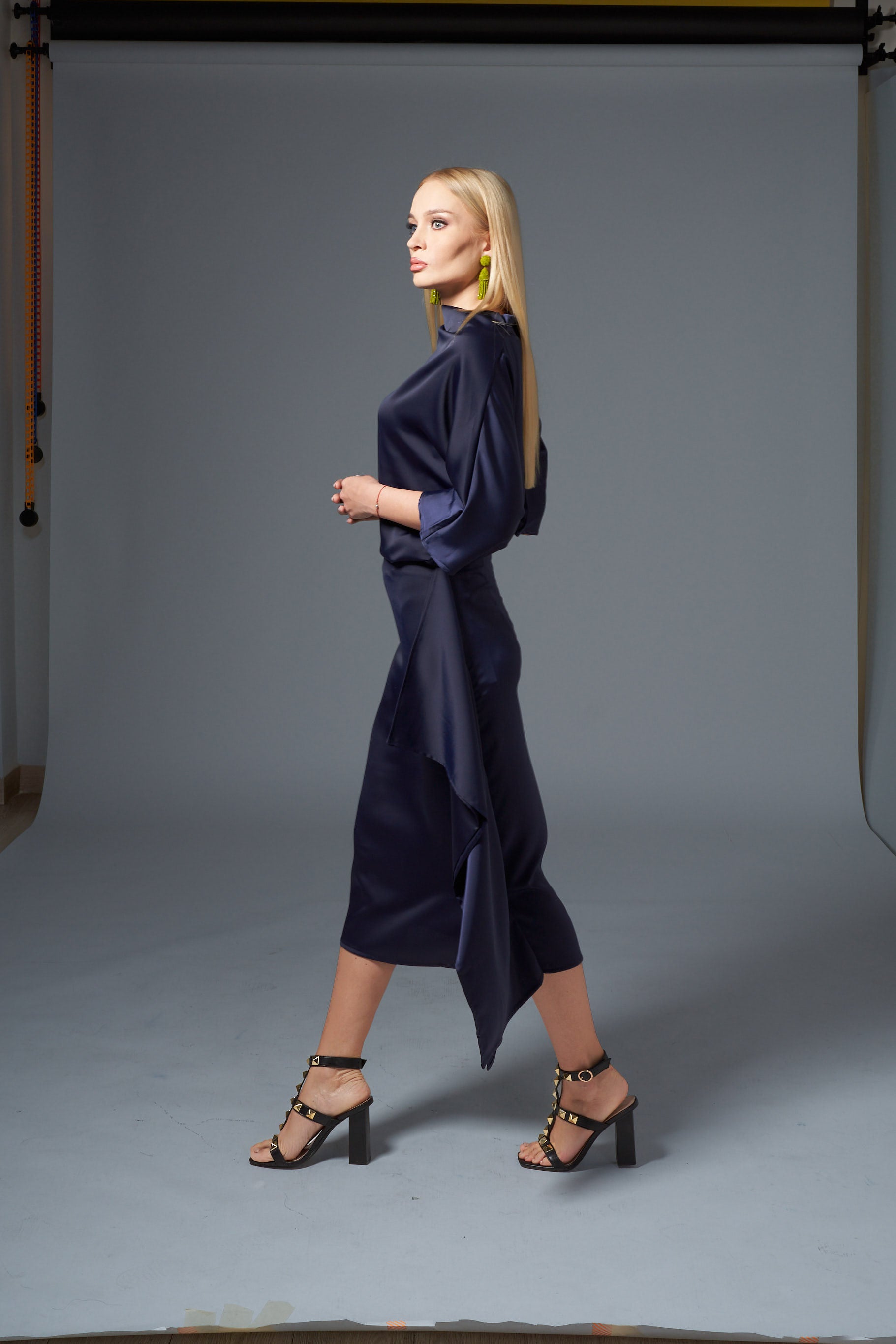 Alexa Asymmetric Shirt - Dark blue