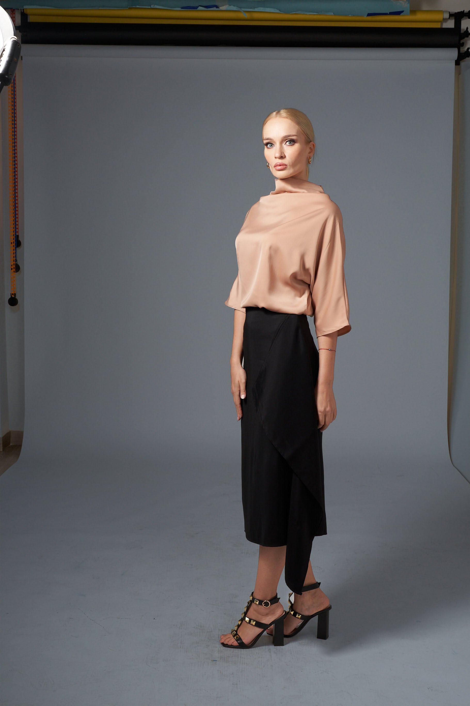 Alexa Asymmetric Shirt - Champagne